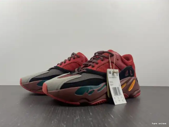 hype Red HQ6979 700 Yeezy Boost Adidas Hi-Res 0518
